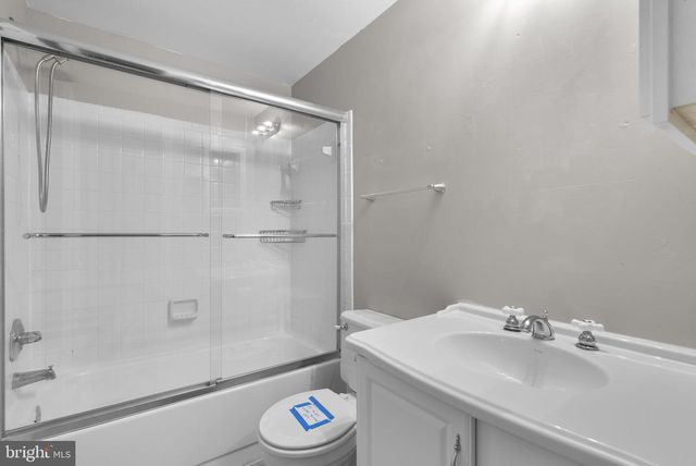 16 GRAVENHURST CT, North Potomac, MD 20878