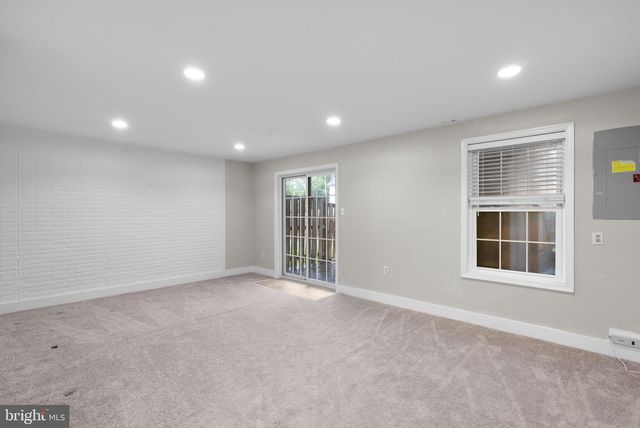 16 GRAVENHURST CT, North Potomac, MD 20878