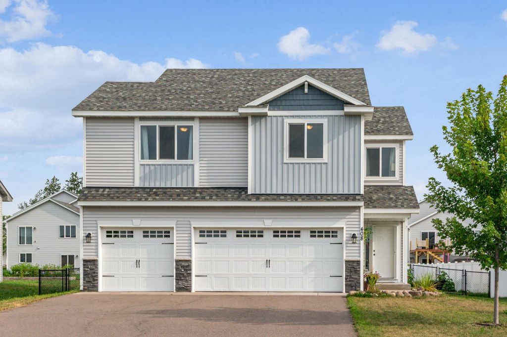 408 Bluebird Drive NW, Isanti, MN 55040