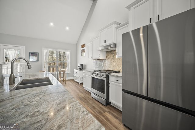 647 Forest Pine Drive, Ball Ground, GA 30107