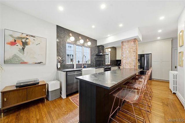 151 Woodward Avenue, Buffalo, NY 14214