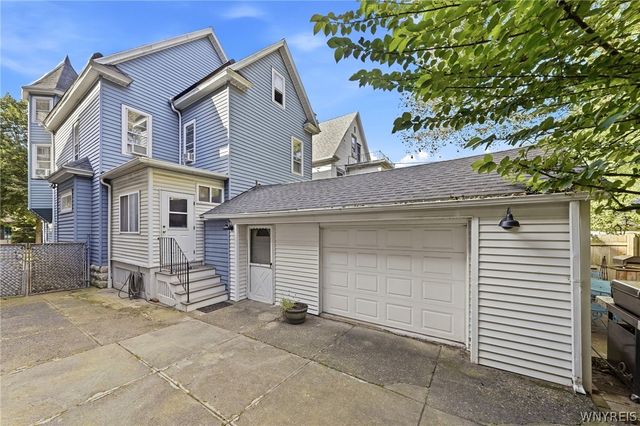 151 Woodward Avenue, Buffalo, NY 14214