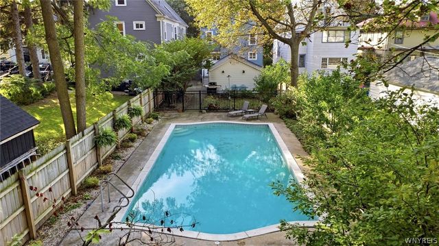 151 Woodward Avenue, Buffalo, NY 14214