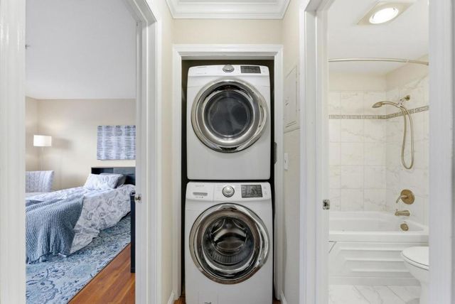 2425 S Norfolk Street 102, San Mateo, CA 94403