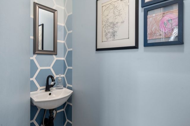 103 Orange Street, Reading, MA 01867