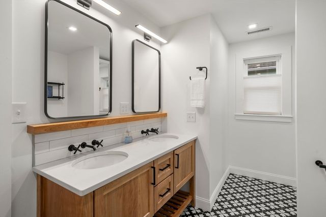 103 Orange Street, Reading, MA 01867