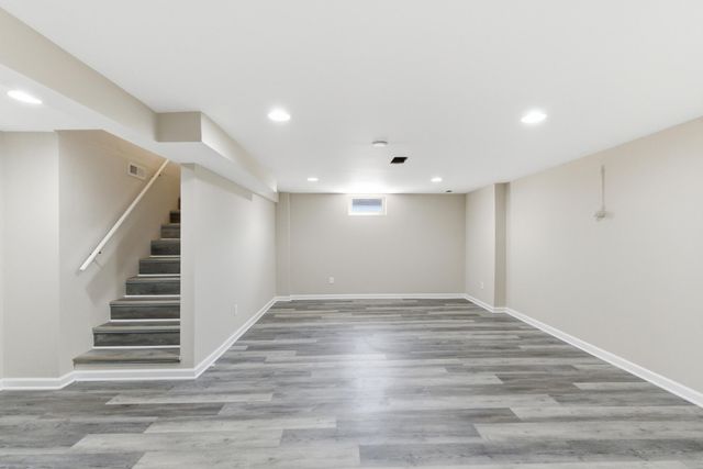 2833 Parkway Drive, Highland, IN 46322