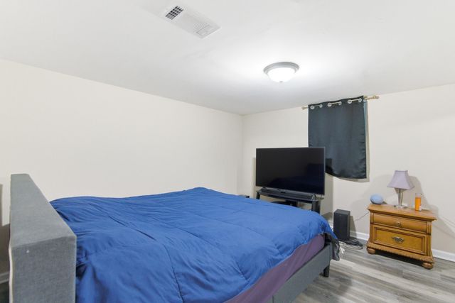 2833 Parkway Drive, Highland, IN 46322