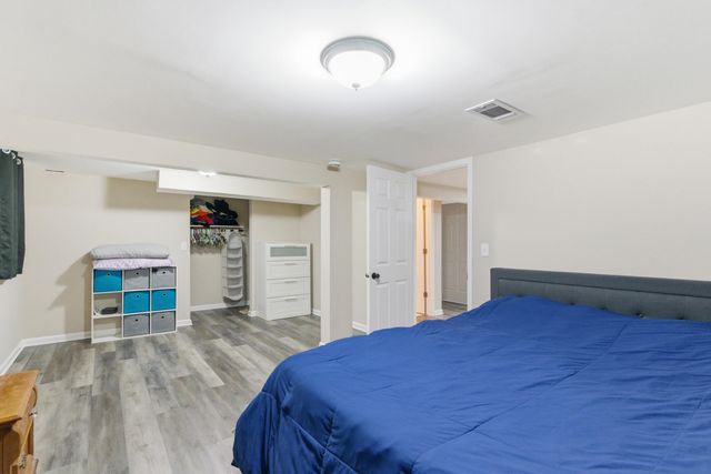 2833 Parkway Drive, Highland, IN 46322