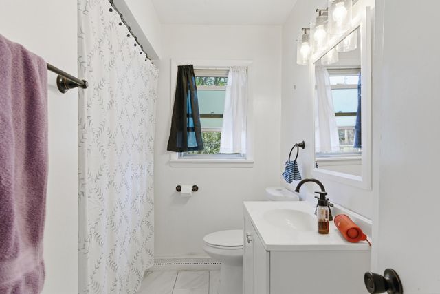 2833 Parkway Drive, Highland, IN 46322