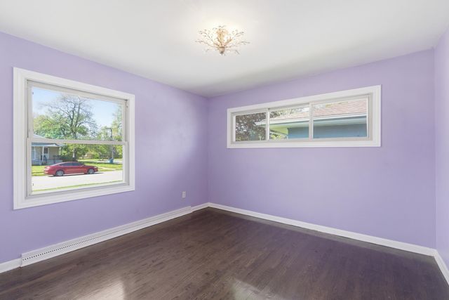 2833 Parkway Drive, Highland, IN 46322