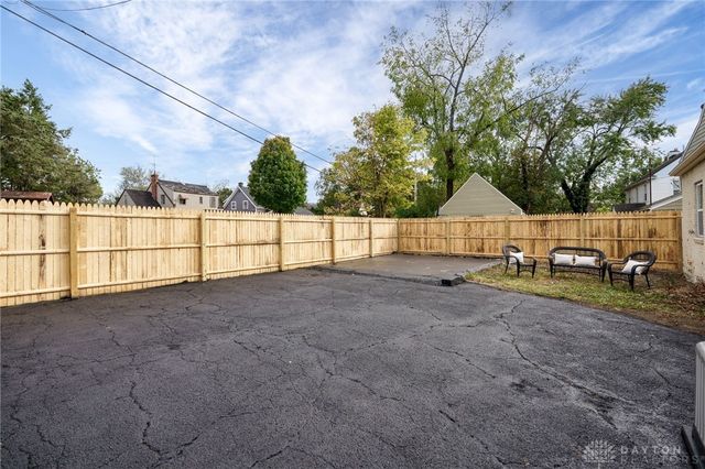 2030 Burroughs Drive, Dayton, OH 45406