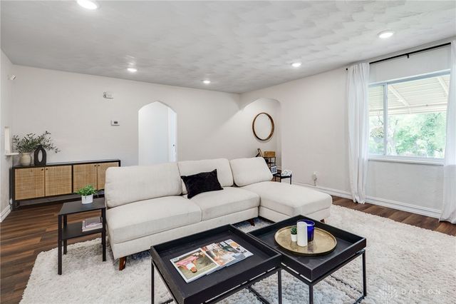 2030 Burroughs Drive, Dayton, OH 45406