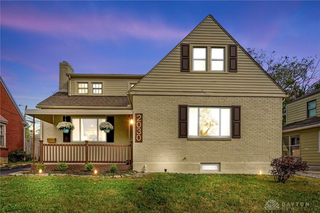 2030 Burroughs Drive, Dayton, OH 45406