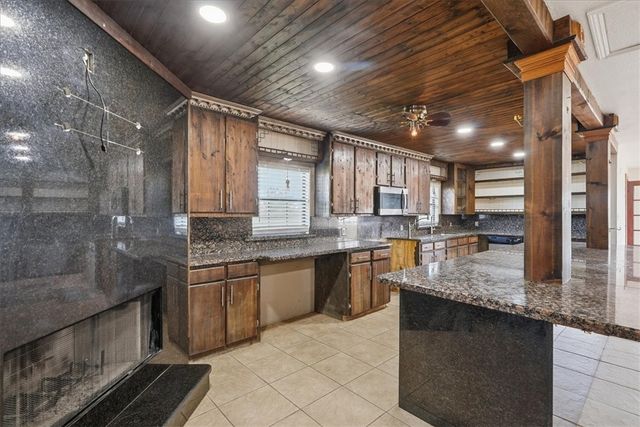 197 County Road 460, Alice, TX 78332