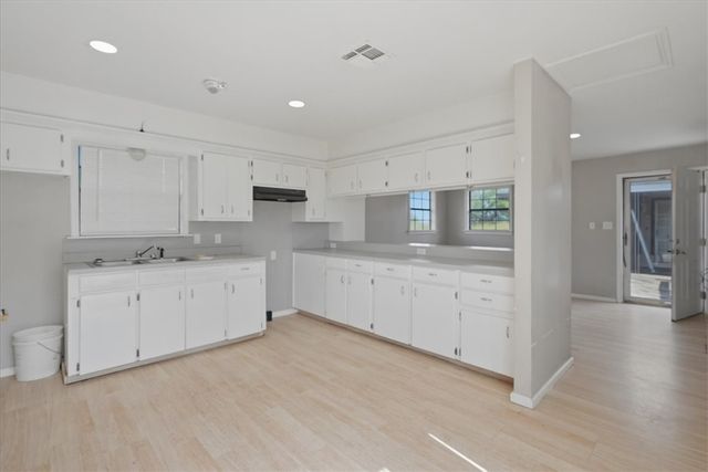 197 County Road 460, Alice, TX 78332