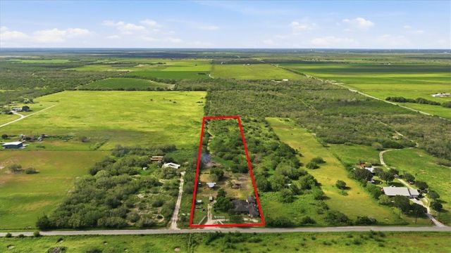 197 County Road 460, Alice, TX 78332
