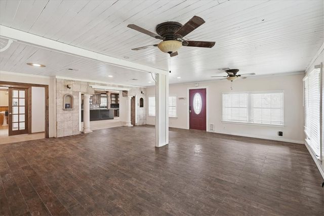 197 County Road 460, Alice, TX 78332