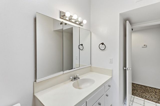 3216 Trawler Pl, Davis, CA 95616