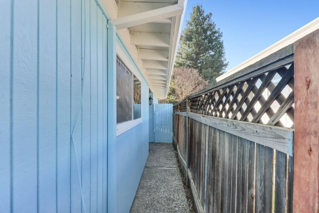 3216 Trawler Pl, Davis, CA 95616