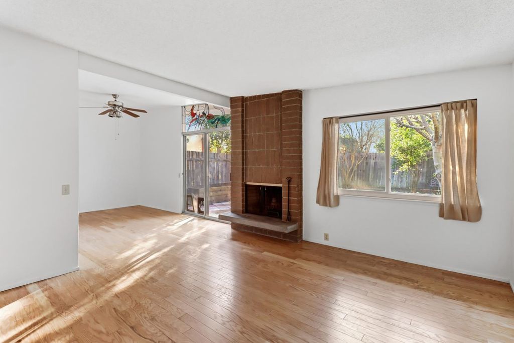 3216 Trawler Pl, Davis, CA 95616