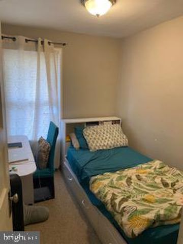 2253 COLLEGE AVE, Bensalem, PA 19020