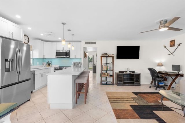 189 Brittany D 189, Delray Beach, FL 33446