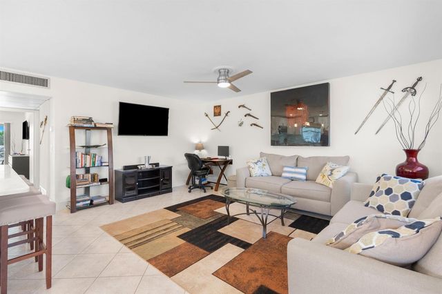 189 Brittany D 189, Delray Beach, FL 33446