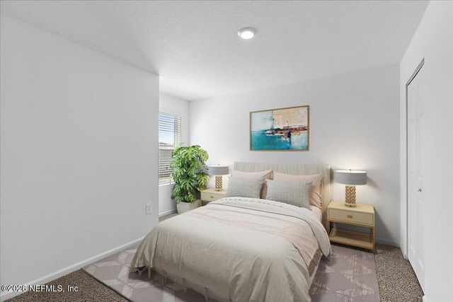 662 CELTIC Drive, Jacksonville, FL 32218