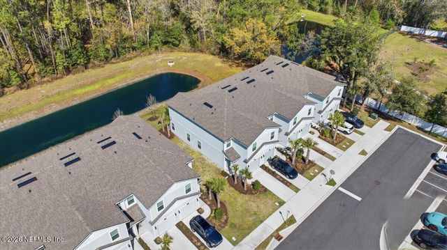 662 CELTIC Drive, Jacksonville, FL 32218