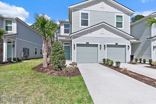 662 CELTIC Drive, Jacksonville, FL 32218
