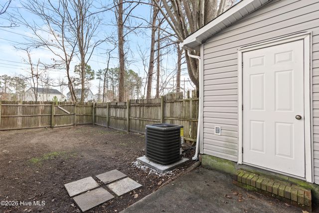 132 Mesa Lane, Jacksonville, NC 28546