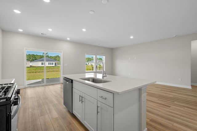 1029 Lauryn Oak Loop, Longs, SC 29568