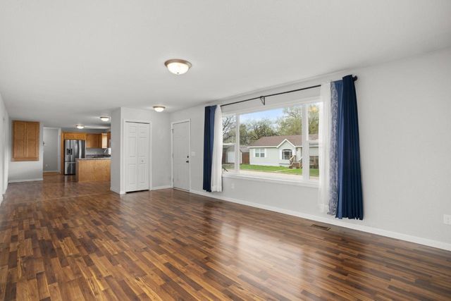 1105 6th Ave NW, Minot, ND 58703