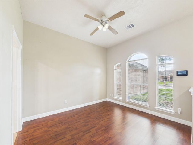 1105 Glencrest Drive, La Porte, TX 77571