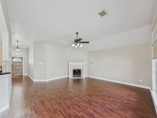 1105 Glencrest Drive, La Porte, TX 77571