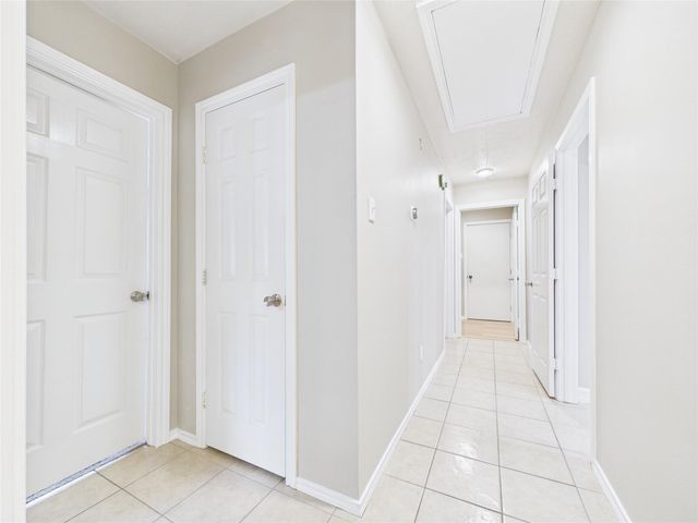 1105 Glencrest Drive, La Porte, TX 77571
