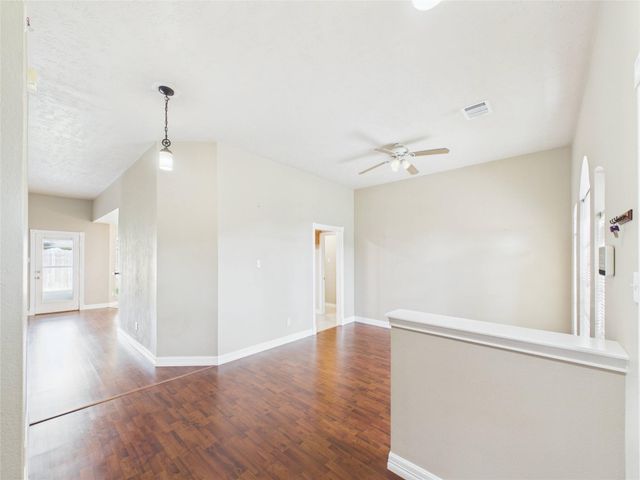 1105 Glencrest Drive, La Porte, TX 77571