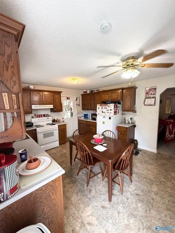 1808 Union Grove Road, Guntersville, AL 35976