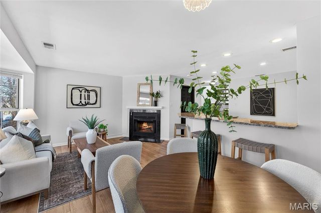 4436 Mcpherson Ave A, St Louis, MO 63108