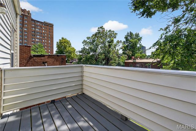 4436 Mcpherson Ave A, St Louis, MO 63108