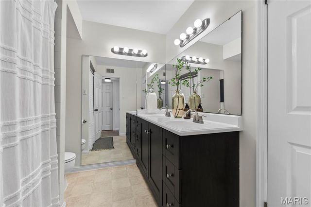 4436 Mcpherson Ave A, St Louis, MO 63108