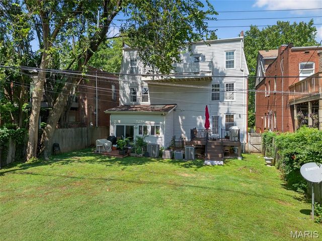 4436 Mcpherson Ave A, St Louis, MO 63108