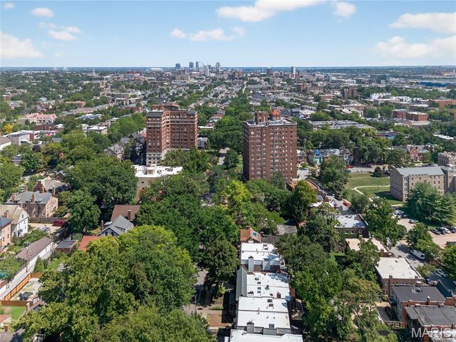 4436 Mcpherson Ave A, St Louis, MO 63108