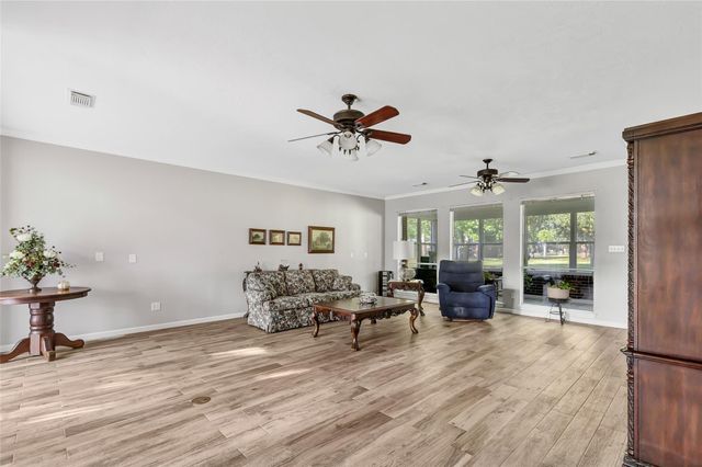 20007 Wig Wam Lane, Crosby, TX 77532