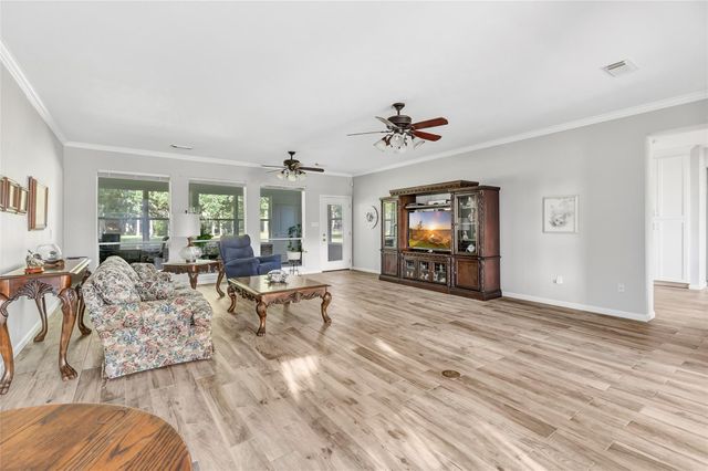 20007 Wig Wam Lane, Crosby, TX 77532