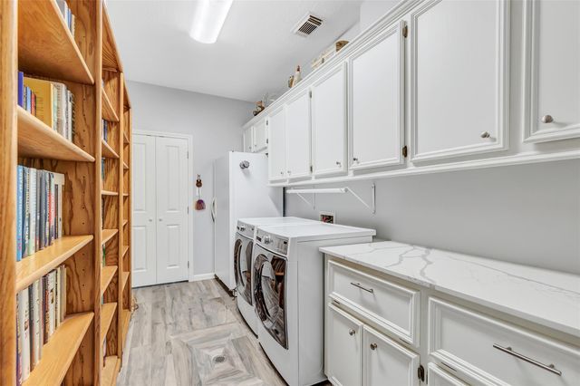 20007 Wig Wam Lane, Crosby, TX 77532