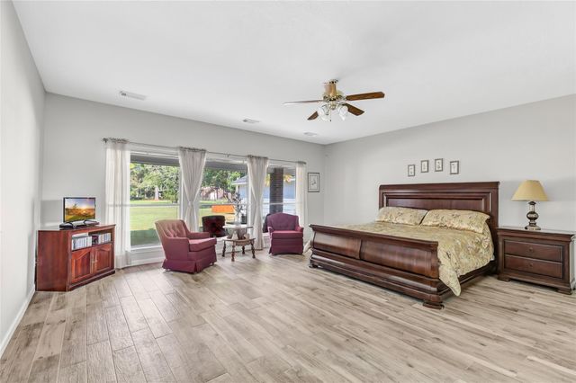 20007 Wig Wam Lane, Crosby, TX 77532