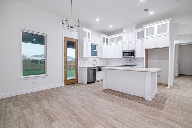 204 High Ridge Court, Godley, TX 76044