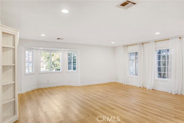 22158 Rayen, West Hills (los Angeles), CA 91304